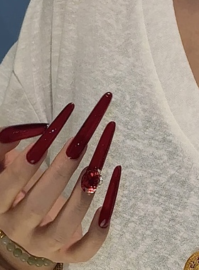 ElsaNail手工穿戴甲高级感红色细狗椭圆新年美甲贴片可拆卸假指甲