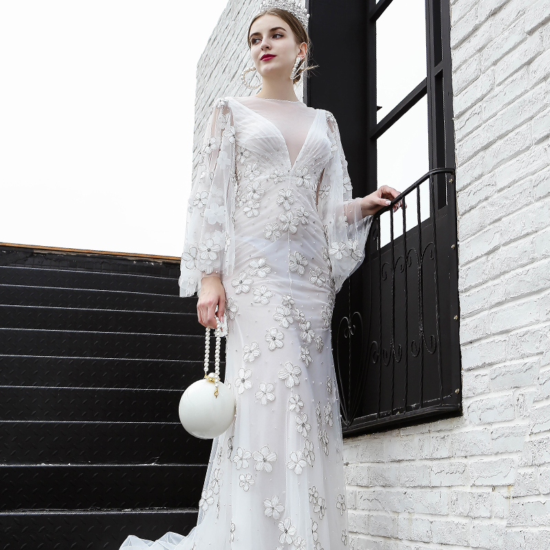 LEEDYME推荐深V性感新娘婚纱长款拖尾网纱纯手工钉珠露背仙气礼服