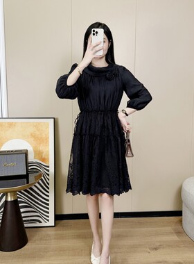 2024年春款新款小众玫瑰坠花盆盆领镂空气质设计师款连衣裙483017