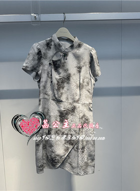 A1FAE2339太平鸟女装2024夏专柜正品灰色纹样连衣裙A1FAE233904