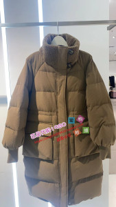A1ACD4445太平鸟女装2023冬专柜正品拼接领羽绒服A1ACD444578