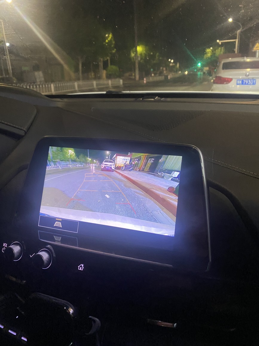 适用于凯迪拉克原厂后视摄像头