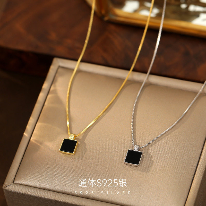 S925银黑玛瑙方牌吊坠项链女简约