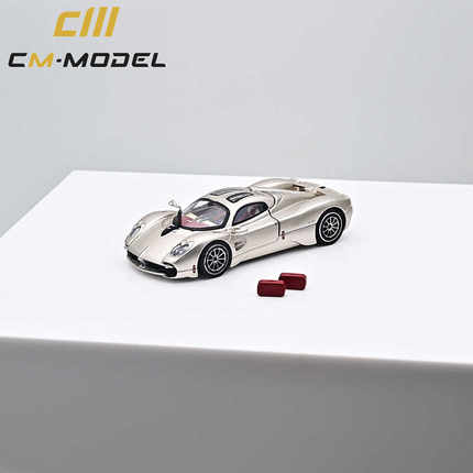 CM Model 1:64 帕加尼Pagani 乌托邦Utopia香槟金 合金汽车模型