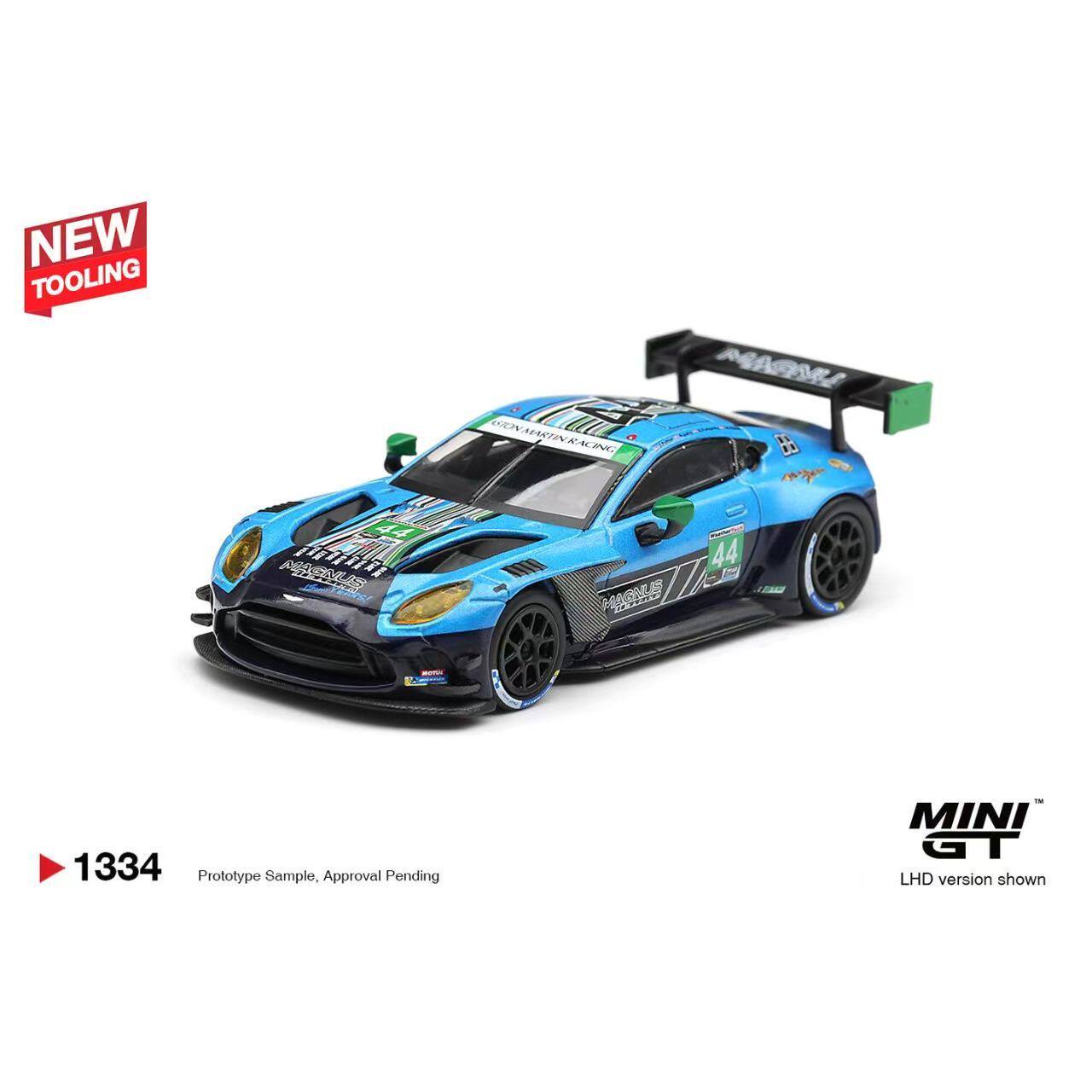 MINIGT 1:64 阿斯顿马丁 Vantage GT3 Evo 合金汽车模型1334
