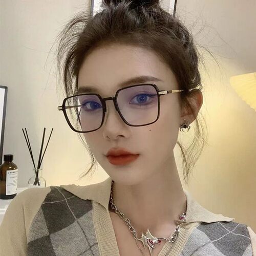 2026新款时尚变色老花镜防蓝光老花眼镜女士大框大气显瘦素颜经典