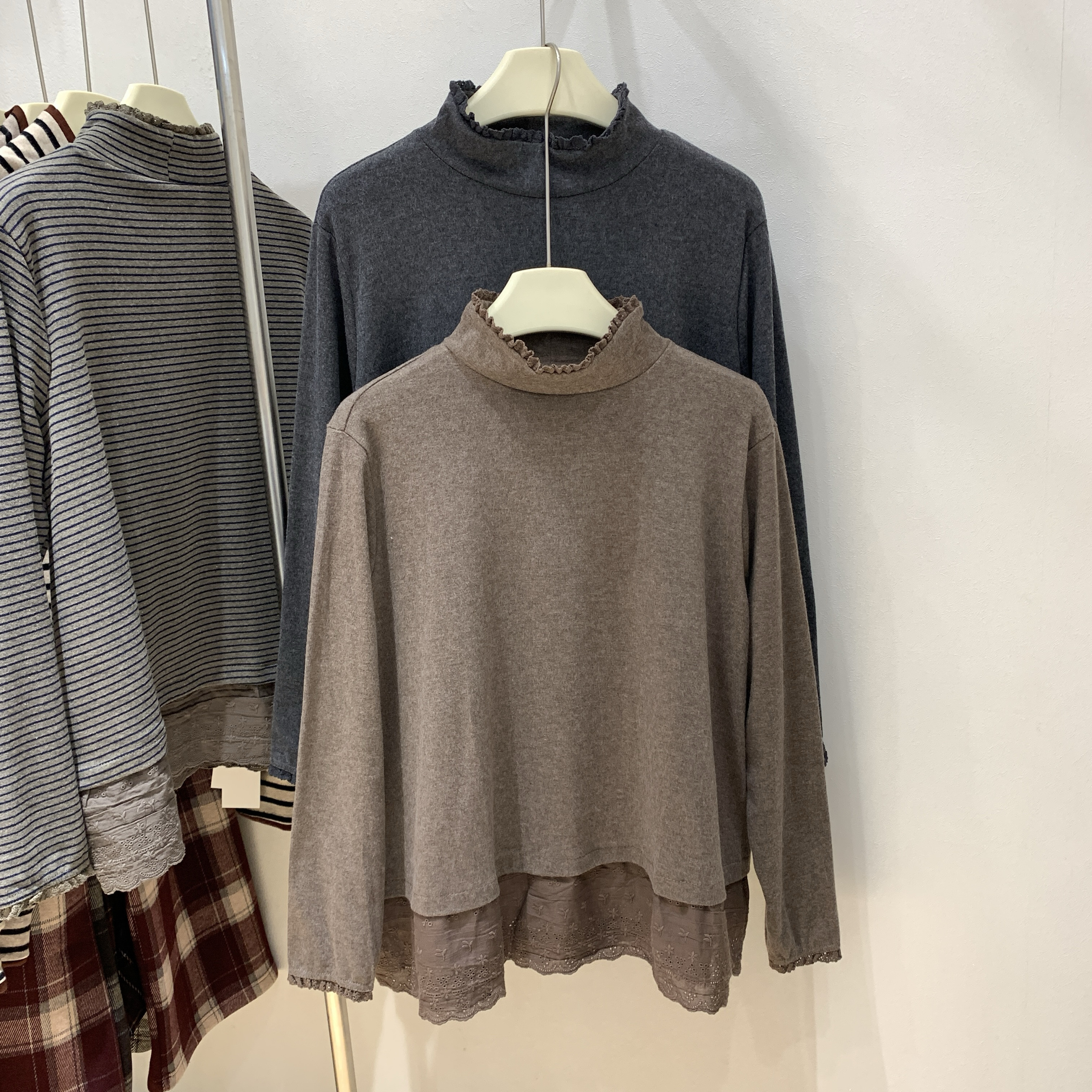 森系花边拼接宽松打底衫女百搭微胖小个子长袖t恤秋冬2025新款潮