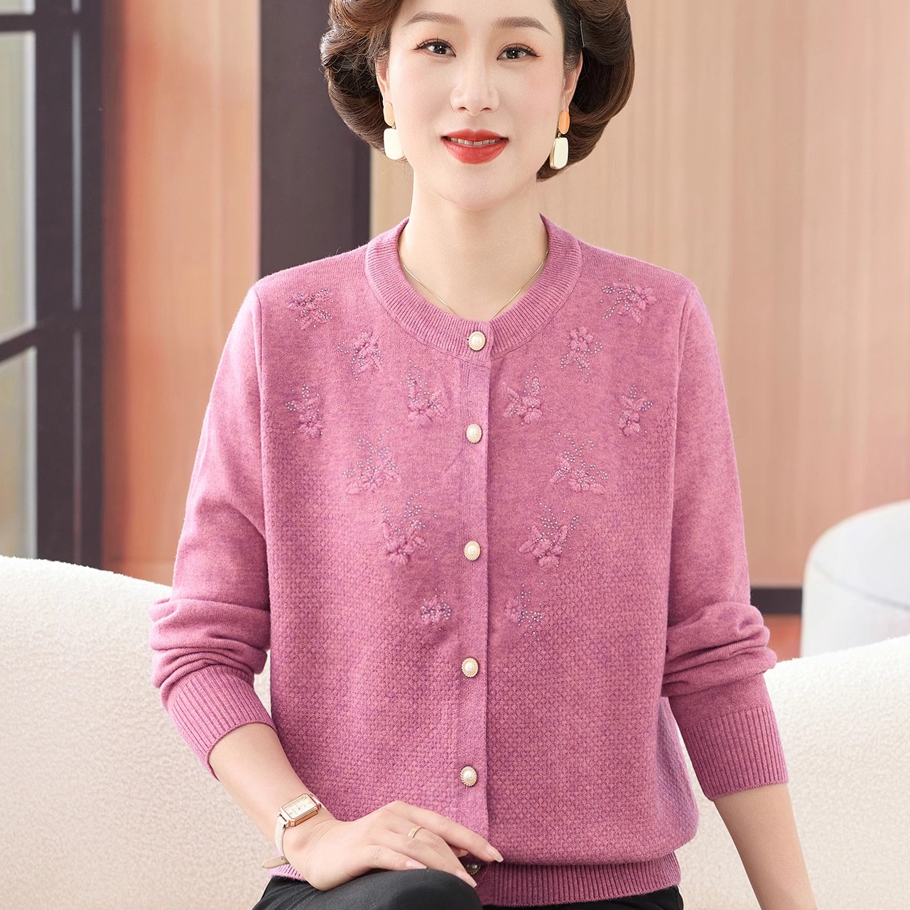 中老年女装秋季针织开衫纯色外套