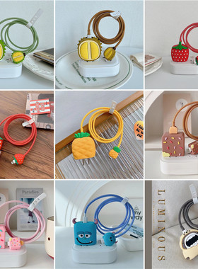 Christmas cartoon charger protective case圣诞充电器保护套