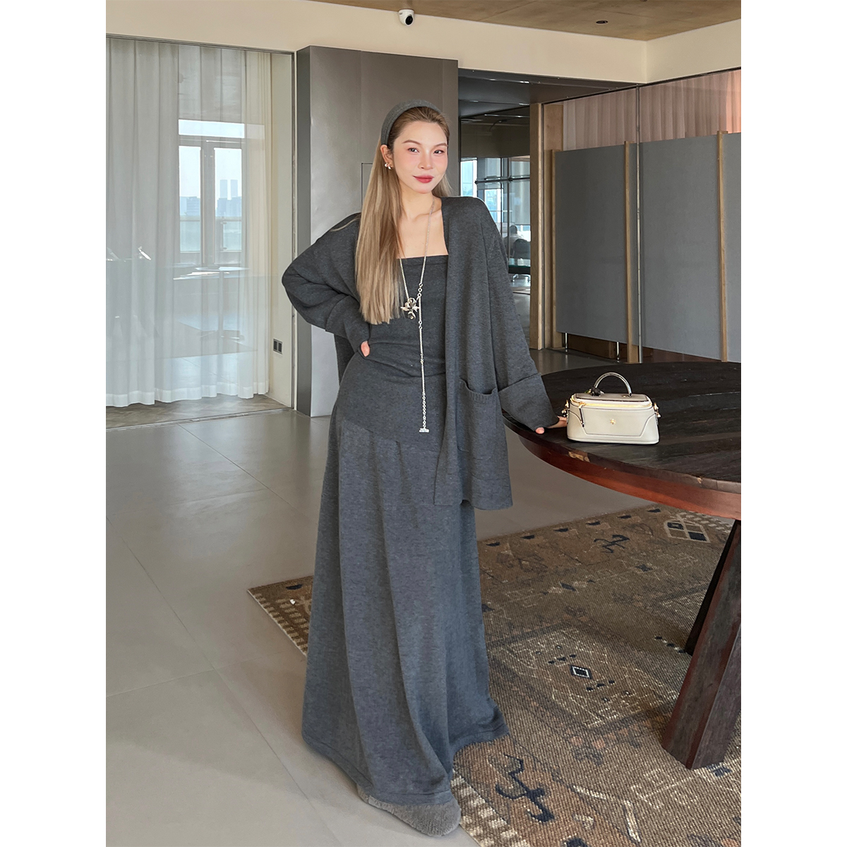 SOLSOL买手店 CNLEEWEI 25春夏设计师慵懒毛织开衫外套/抹胸/半裙
