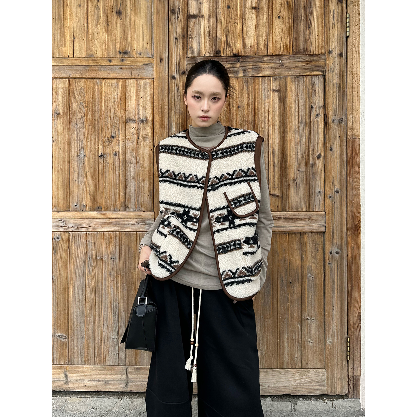 YOEYYOU女士撞色提花羊羔毛马甲