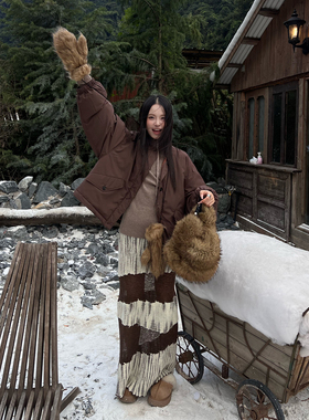 SWAYING/KINT 设计师品牌 25秋冬新品不规则斜条纹镂空长裙SOLSOL