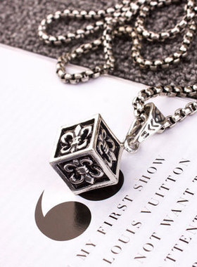 欧美时尚立体方块十字架图雕吊坠韩国潮男潮女情侣挂件配饰品女