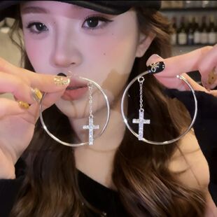 耳夹无耳洞闪钻十字架流苏圈圈耳环女轻奢高级感气质百搭精致耳钉