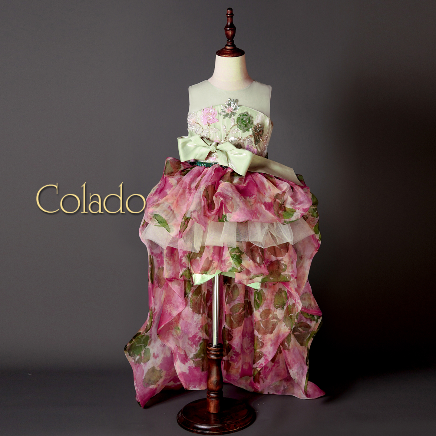 Colado扣诺女童花朵礼服