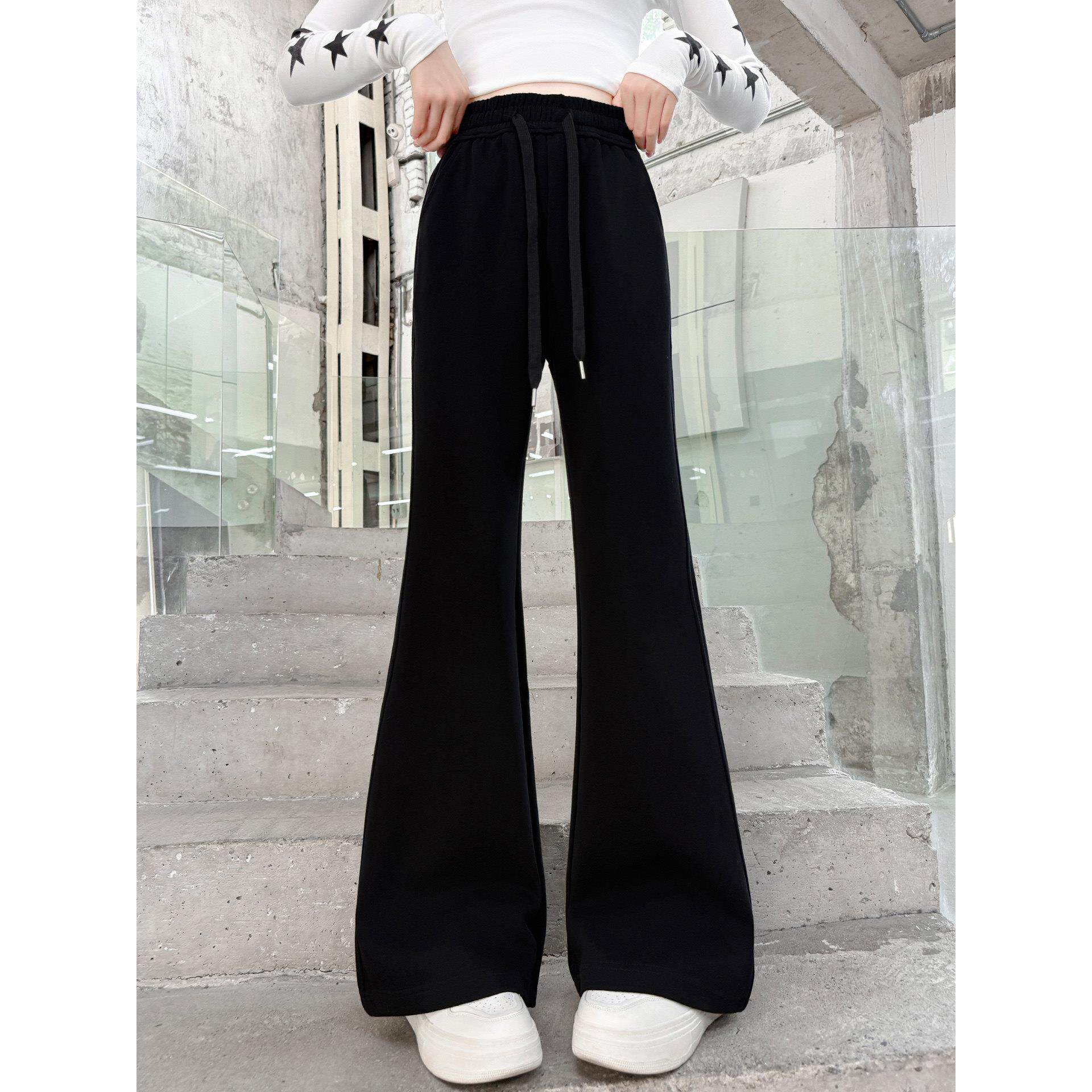 新款喇叭裤运动女童洋气春秋休闲长裤2026高腰女孩黑色针织微喇裤