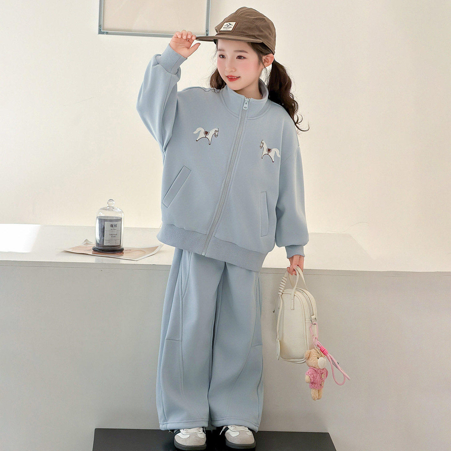 运动套装洋气新款春季2026开衫韩版刺绣女童阔腿裤两件套春秋儿童