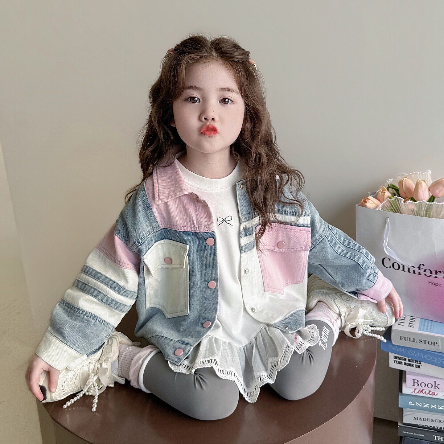 春装好看新款外套休闲春秋季上衣洋气韩版儿童2026超女童宝宝牛仔