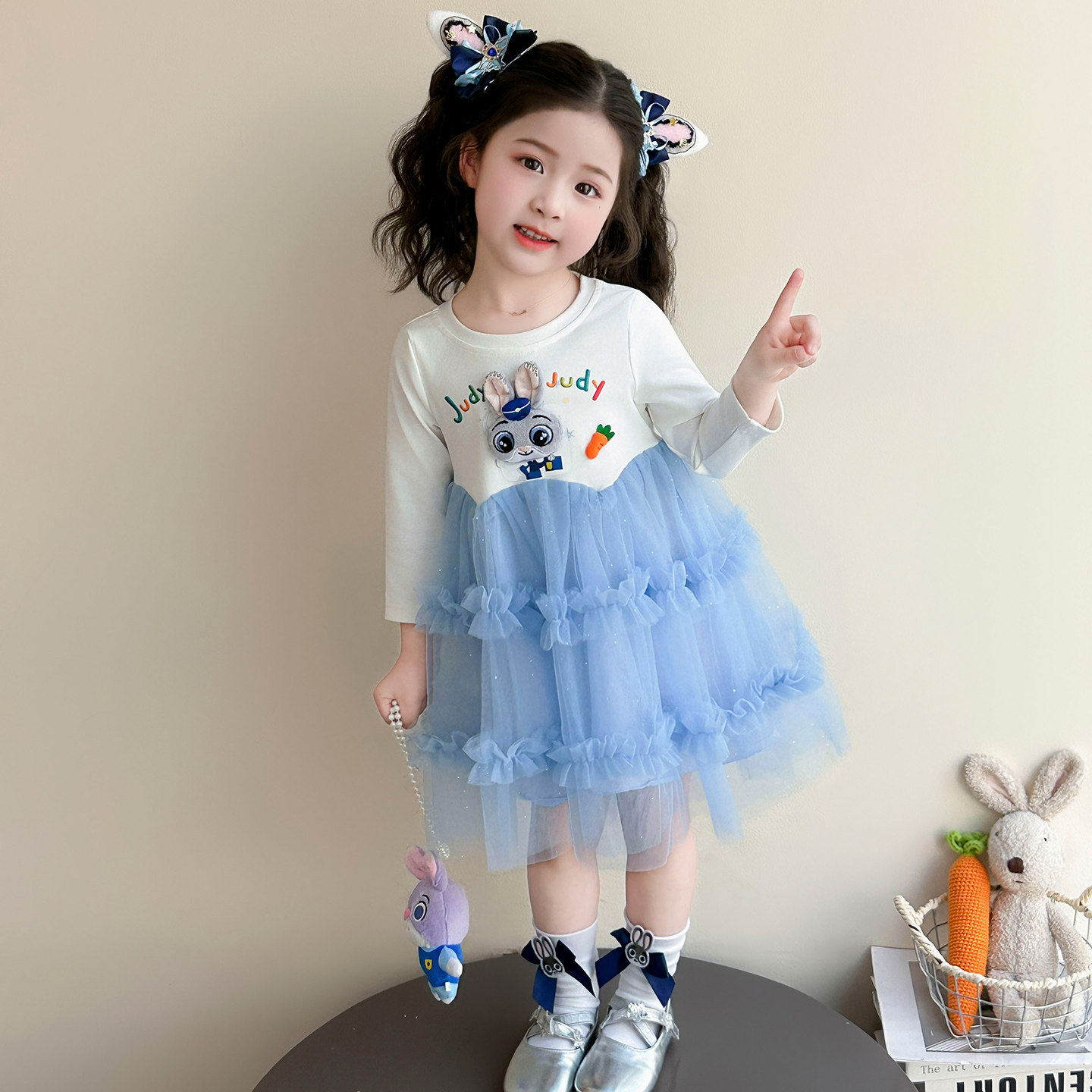 春秋公主新款款春季裙女童洋气2026春装裙子宝宝蓝兔连衣裙女儿童