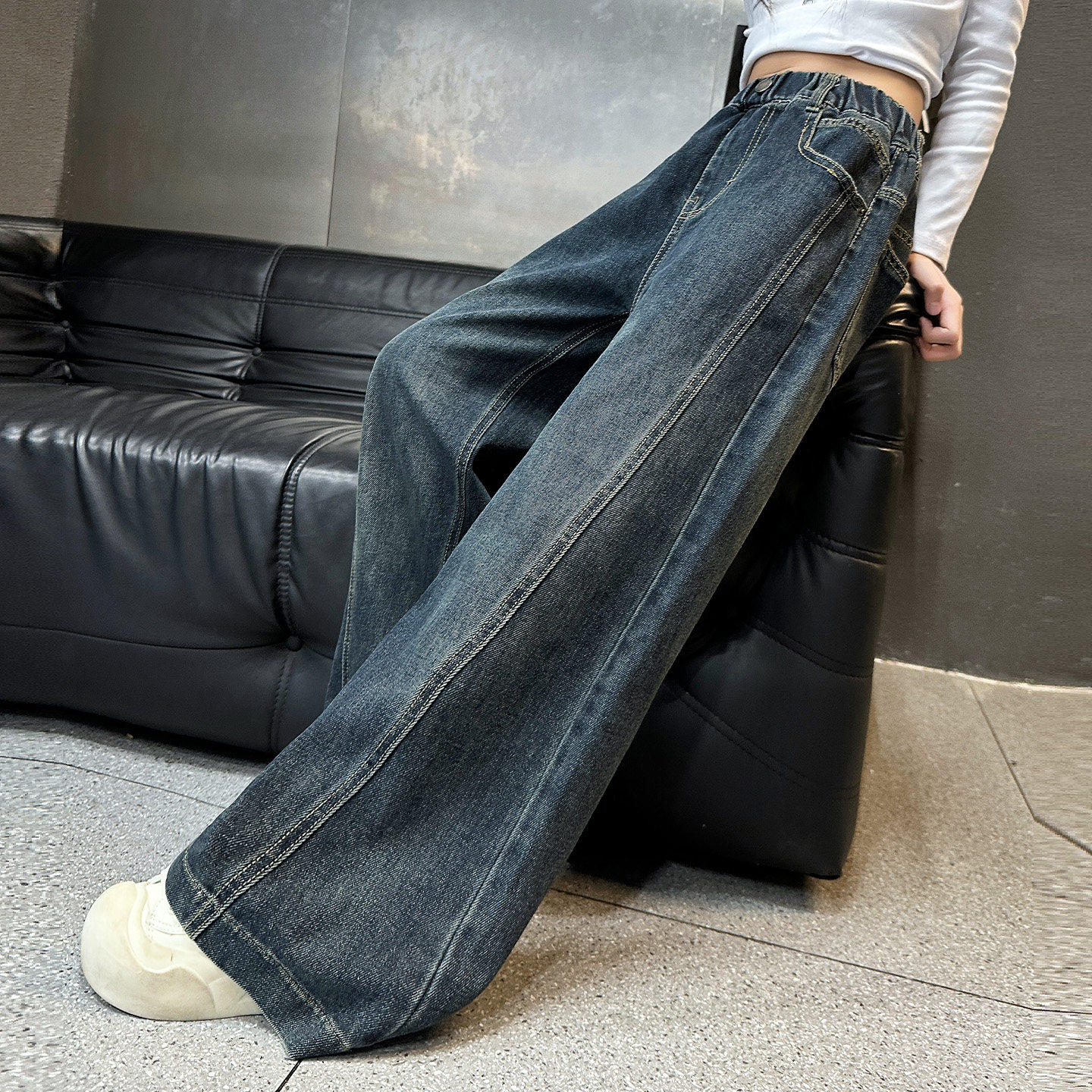 阔腿裤秋季女童早蓝色裤子牛仔时尚初中生窄版长2026休闲新款女孩