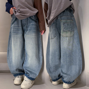 新款春秋长裤中大童春装裤子弯刀春季2026儿童男童阔腿牛仔裤宽松