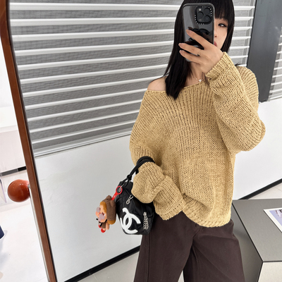 气质慵懒一字领针织衫女显瘦宽松卡其色斜肩上衣韩系镂空露肩毛衣