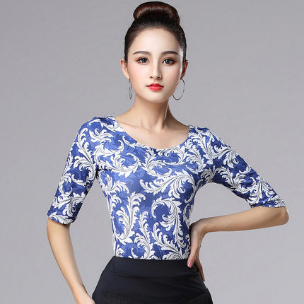 拉丁舞服春夏新款女摩登舞短袖上衣成人练功跳舞服圆领薄款舞蹈女