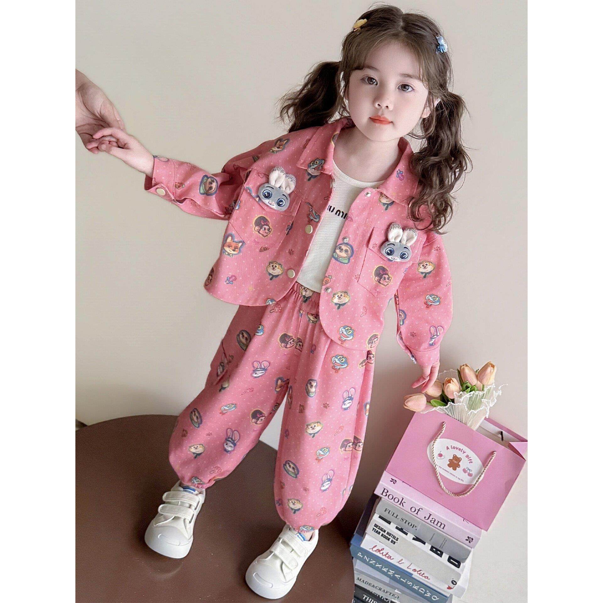 套装春装春秋时髦儿童玩偶款女洋气卡通满印休闲2026女童宝宝运动