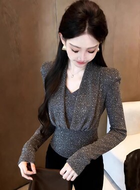 大码设计感上衣御姐独特绝美小众不撞款轻奢高级感灰色T恤女春季