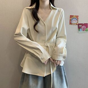 高级感杏色V领正肩衬衫女2026冬新款大码胖mm收腰显瘦中长款上衣