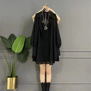 大码女装2025秋季新款减龄开衫时尚防晒衣衬衫吊带连衣裙两件套装