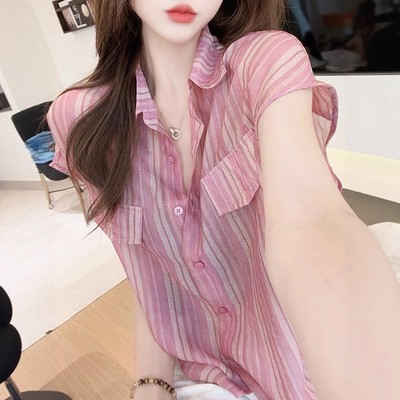 粉色条纹短袖衬衫女夏季2025新款轻奢高级感法式小飞袖宽松上衣女