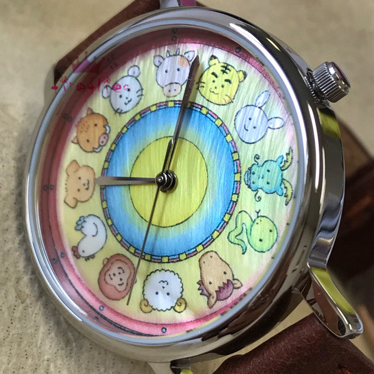 日本代购 樱桃子手绘十二生肖图案 可爱真皮牛皮手表限量