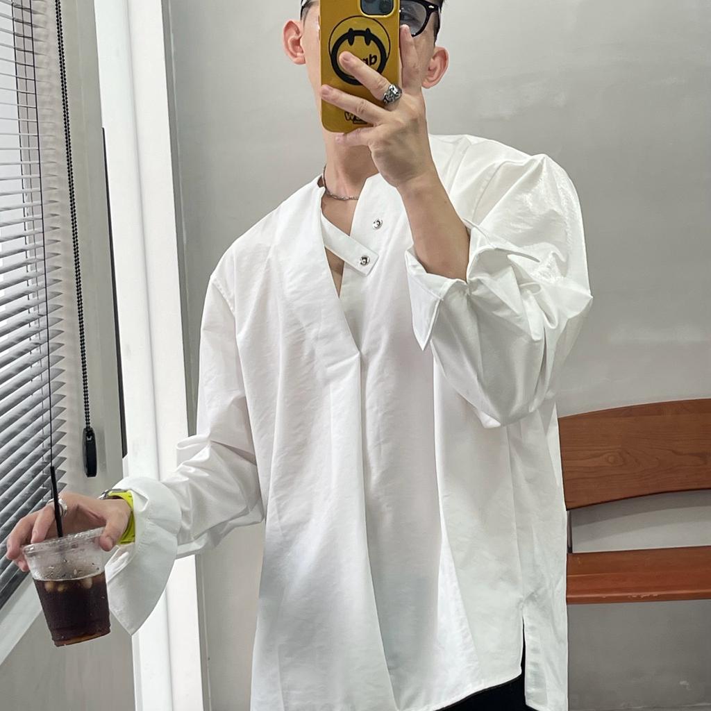休闲高级感设计痞帅衬衣大V领