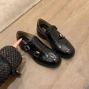 惠东县平山捷馨坊女鞋工作室雕花扣带粗跟牛津乐福单鞋女小皮鞋英