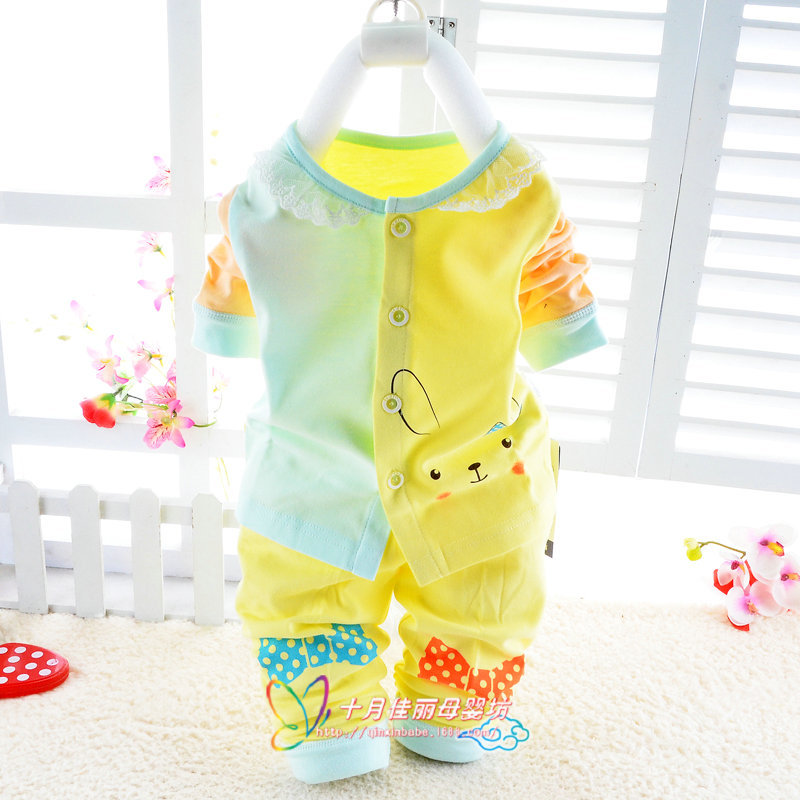 0女宝宝2衣服5婴儿内衣新生儿长袖4春秋季3-6-9个月1岁半纯棉套装