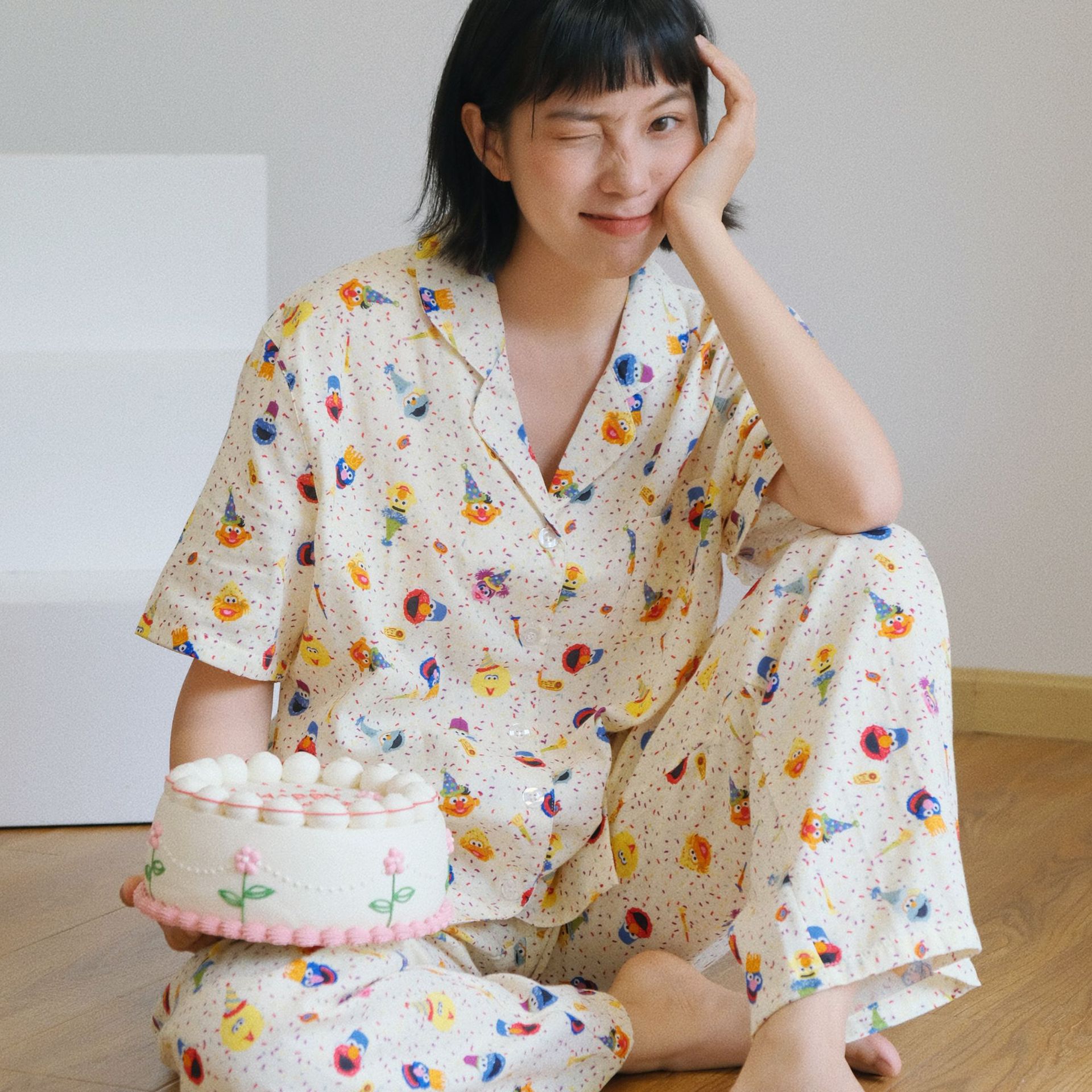 白鲸公园芝麻街春夏女睡衣夏季纯睡袍/浴袍