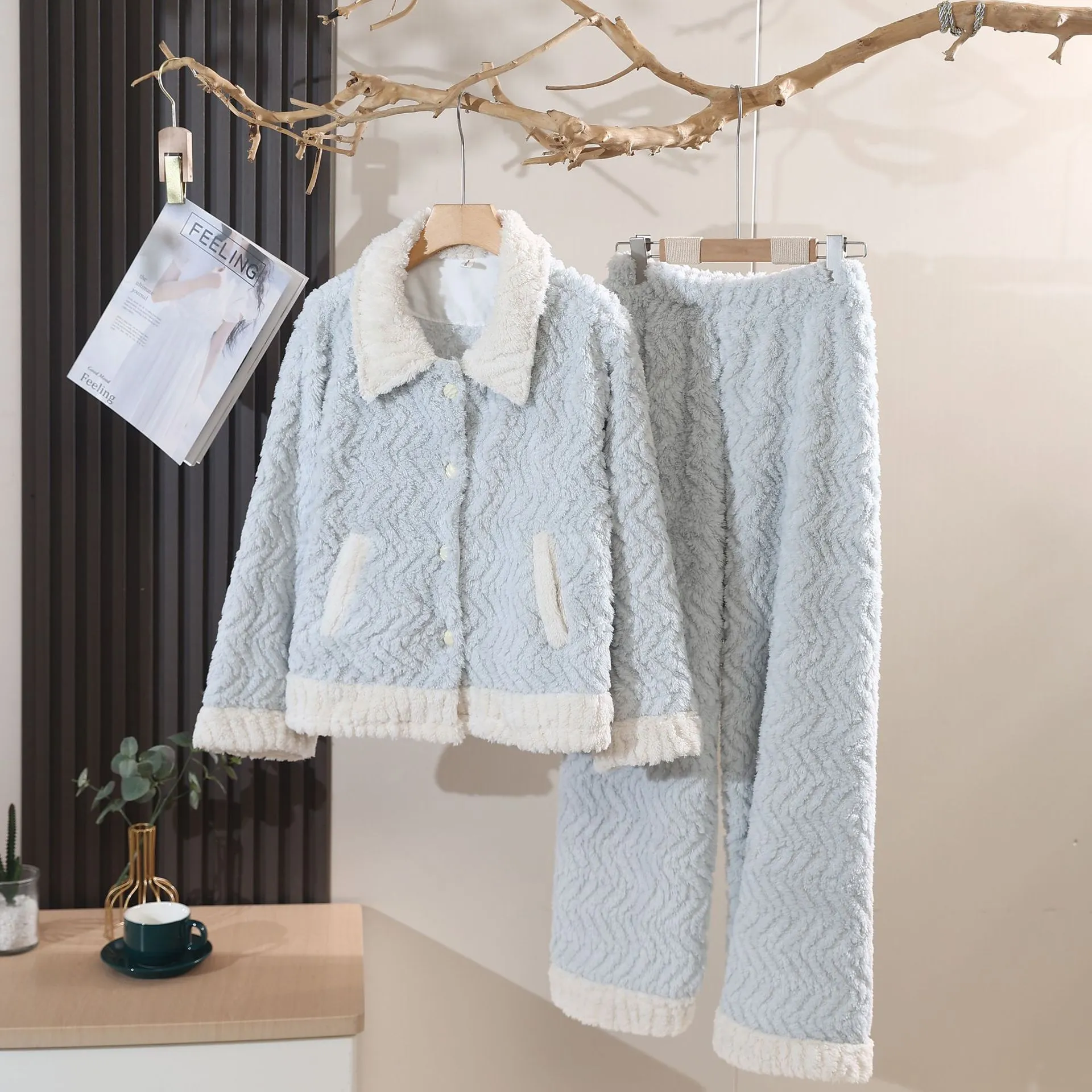 【水波纹】秋冬新款法兰绒睡衣女小香风加厚保暖珊瑚绒家居服套装