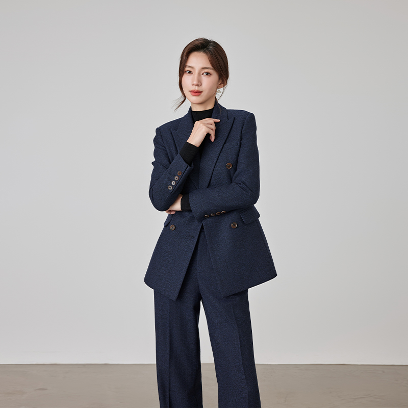 职业大气干练长袖西装套装