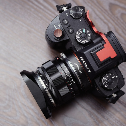 正版 福伦达 Nokton 35mm F1.2 VM II 遮光罩 镜头 35 1.2 替LH-8