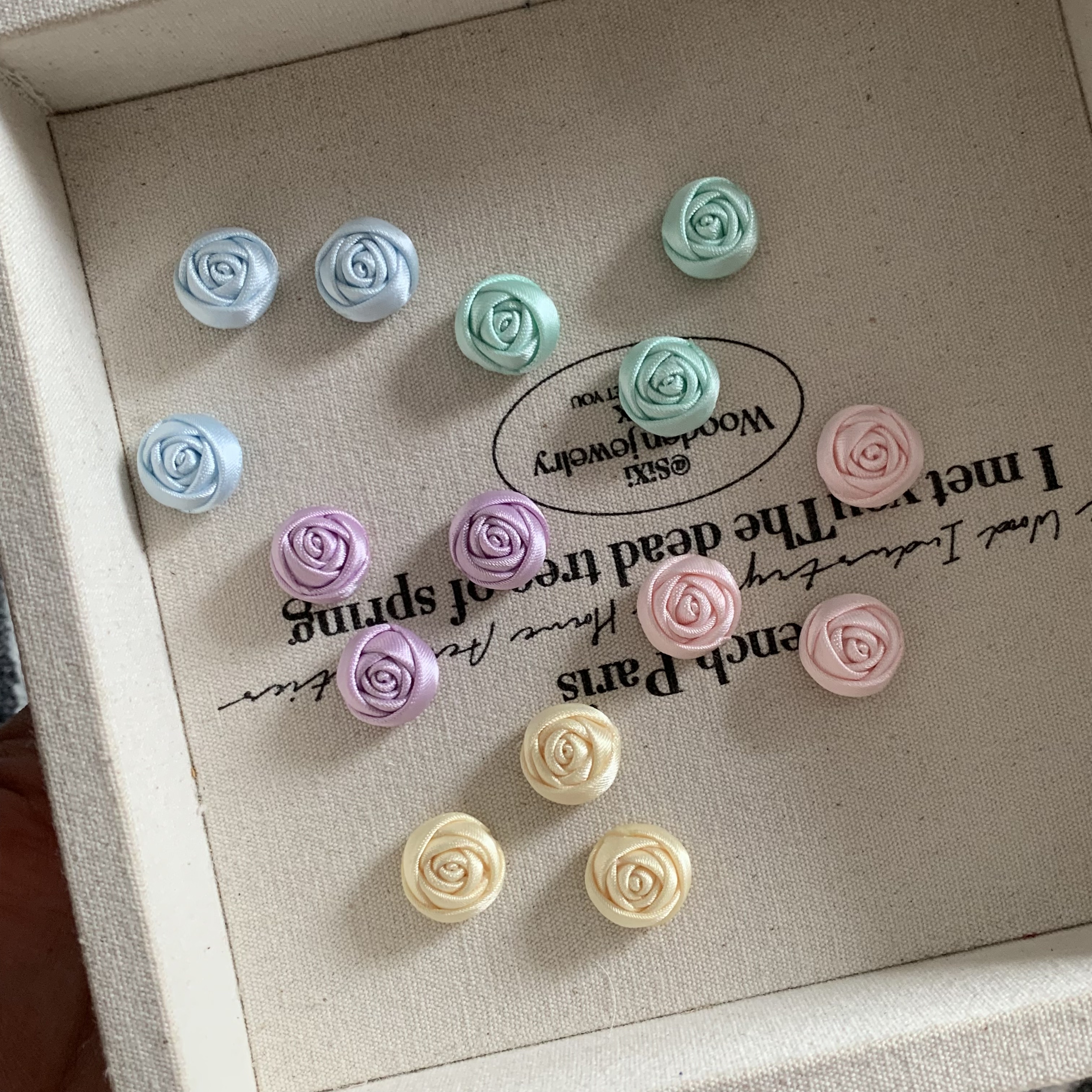 1厘米迷你丝带小玫瑰花DIY发饰发夹配件手工日制进口辅料服装配饰图片