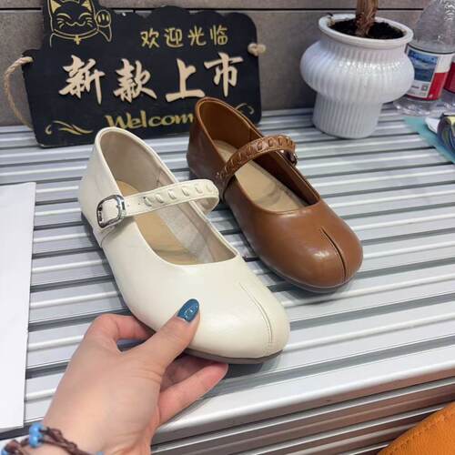 法式复古软底一字扣玛丽珍鞋女