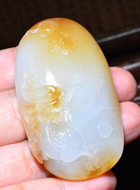 新疆的猫JJ112515  40.5克，且末糖白玉“望子成龙”雕件