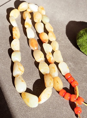 新疆的猫W121105 122.15克，全原籽全完整干净的白玉籽料项链