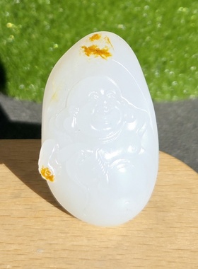 W012302新疆的猫9.75克正红超艳聚皮点睛苏工羊脂白玉籽料佛