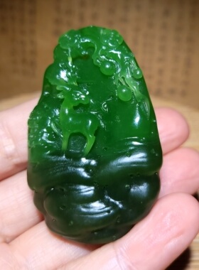 zg012116新疆的猫38.7克玉质细润油亮阳绿色碧玉”一路有你”雕件