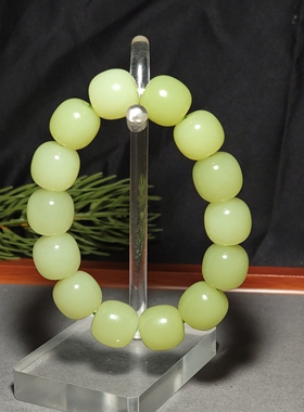 新疆的猫L091005 87.3克直径16-15mm色调油亮且末黄口玉手链