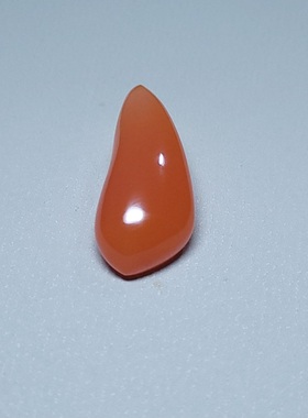 新疆的猫Z102402 5.7克，顶细无结构油亮纯净色惊艳南红完美挂坠