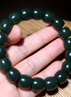 新疆的猫zg121504 53.4克，鲜靓柔美超级油润新疆青玉老型珠手串