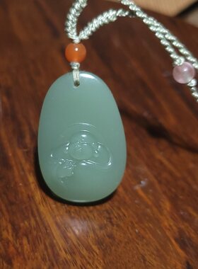 YQ031701 新疆的猫10.3克玉质细脂粉感强碧玉粉青佛牌挂坠